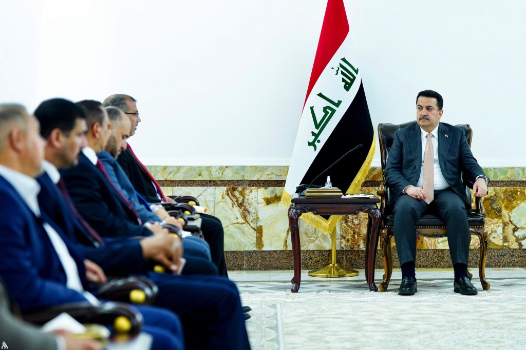 The Prime Minister confirms the imminent launch of the projects he promised in Muthanna