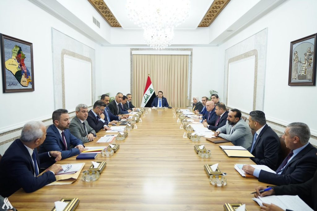 The Prime Minister stresses ending the problem of triple-shift schools » Iraqi News Agency