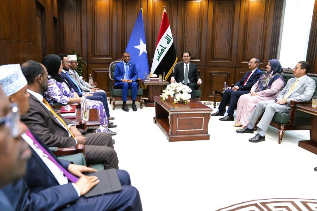 Al-Mandlawi confirms Iraq’s readiness to cooperate with Somalia in the security, trade and agricultural fields
