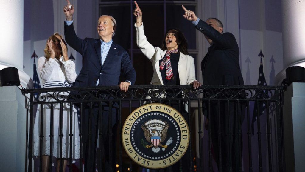 Video. WATCH: Joe Biden attends 4th July fireworks display