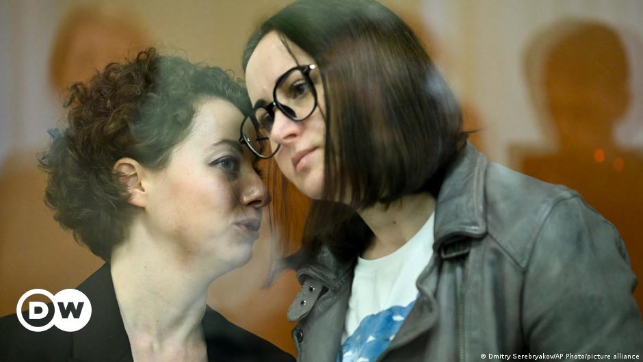 Russia jails director, playwright for ‘justifying’ terrorism – DW – 07/08/2024