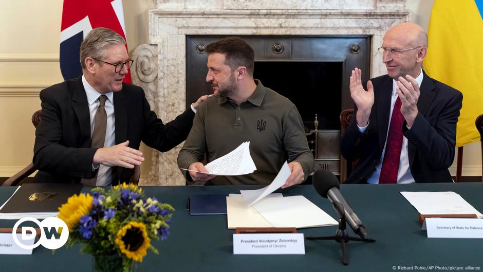 Zelenskyy urges UK to help it strike Russia – DW – 07/19/2024