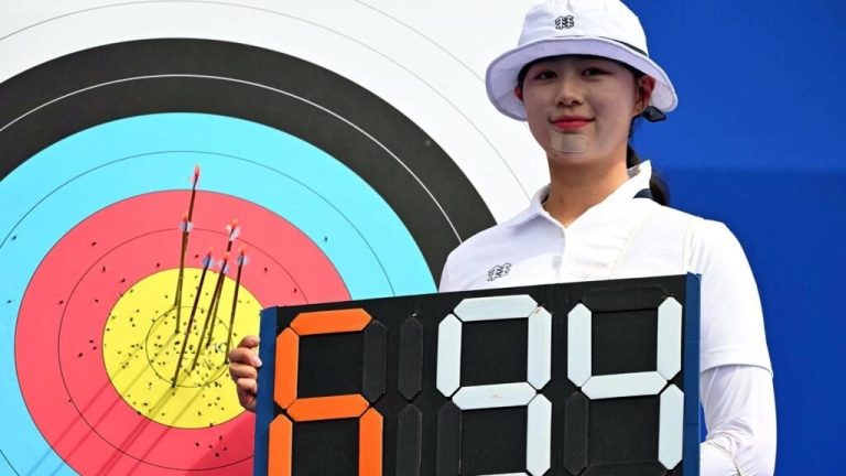 South Korea's Lim Si-hyeon smashes archery world record
