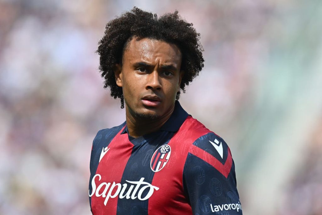 Manchester United complete first transfer of the summer as Joshua Zirkzee joins from Bologna