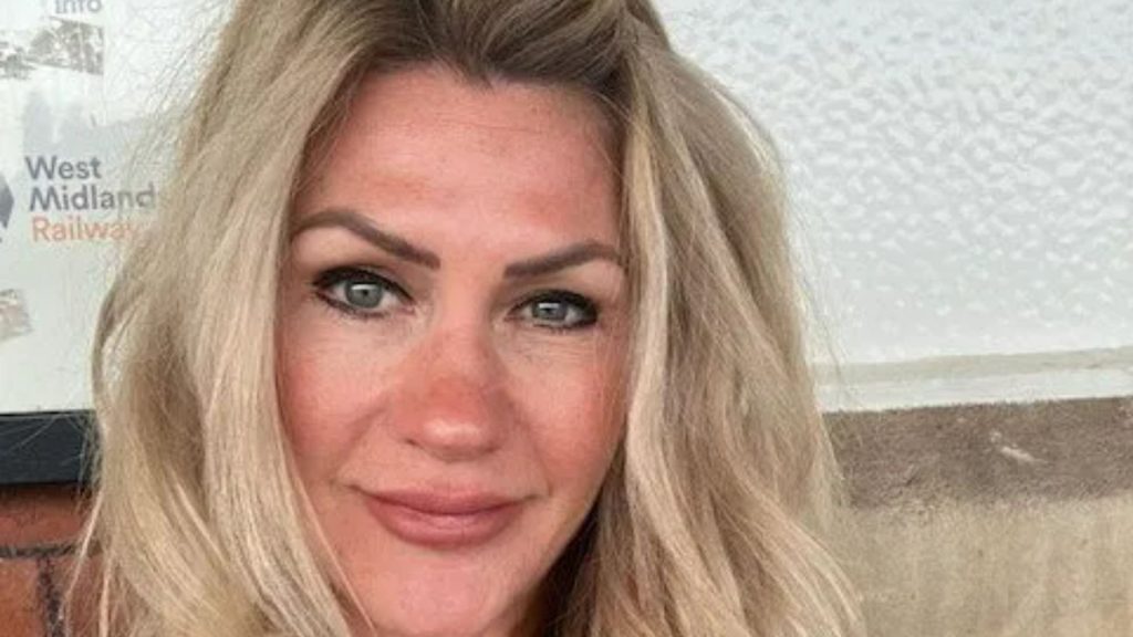 Mum who ‘thought colleagues were speaking a foreign language’ diagnosed with a brain tumour and blames common drug