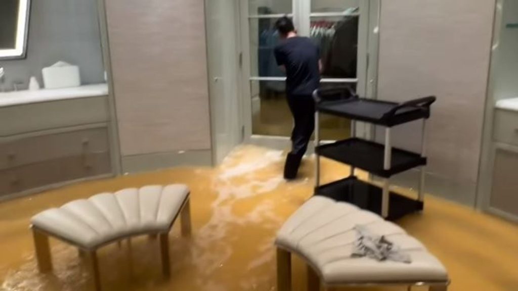 Drake’s home hit by floods – but rapper sees the funny side | Ents & Arts News