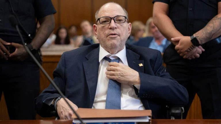 Harvey Weinstein in hospital with COVID and double pneumonia | US News