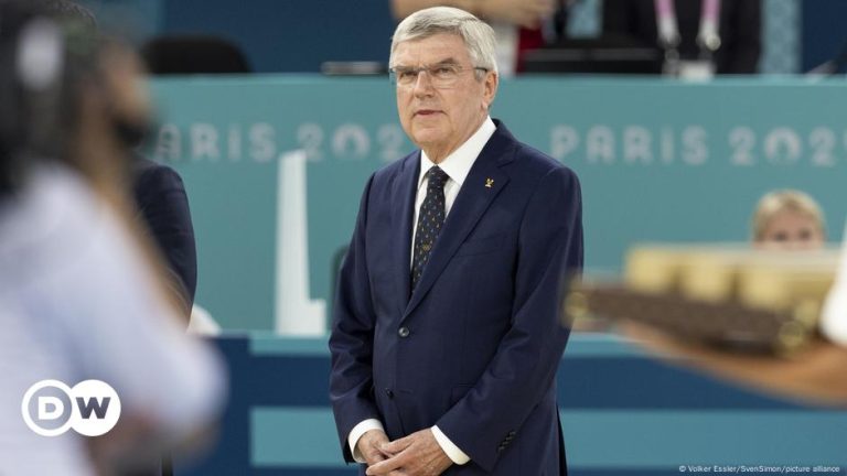 Olympics committee boss Bach to step down, Coe considers bid – DW – 08/11/2024