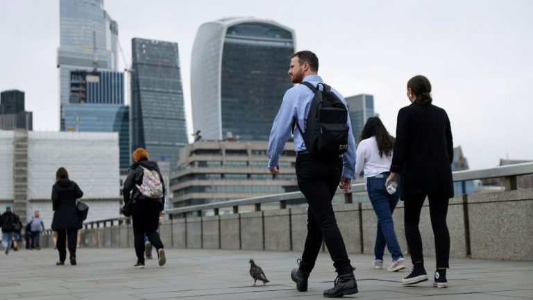 Further interest rate cut could be on the cards after report suggests jobs market cooling | Business News