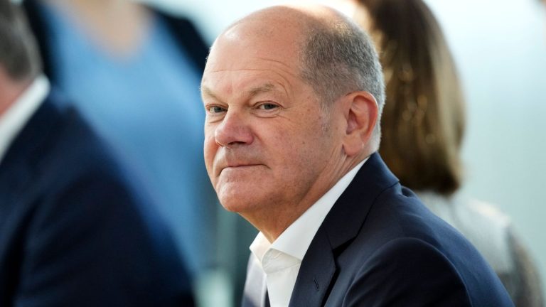 German chancellor Olaf Scholz vows to increase deportations of rejected asylum seekers after Solingen knife attack | World News