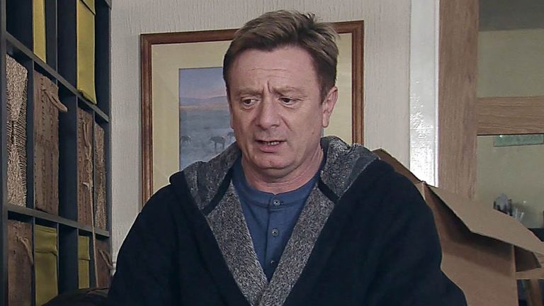 Sean Wilson: Coronation Street star ‘steps down from filming for personal reasons’ after plans to reappear in Martin Platt role | Ents & Arts News