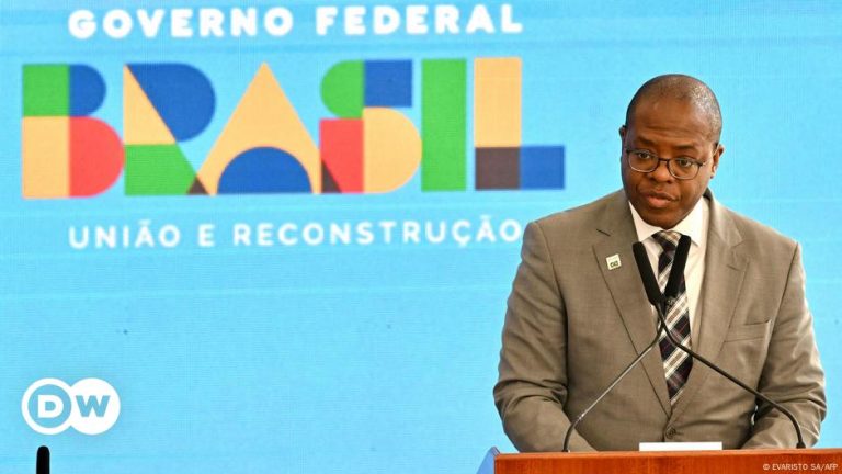 Minister fired after sexual harassment accusations – DW – 09/07/2024