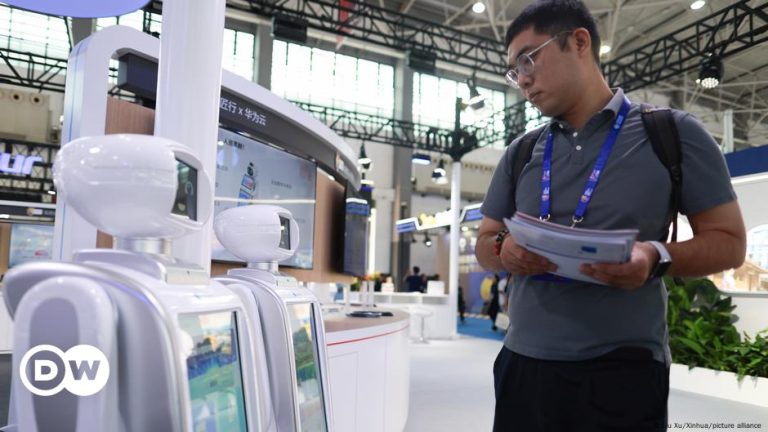 China’s technology drive leaves young people jobless – DW – 09/17/2024