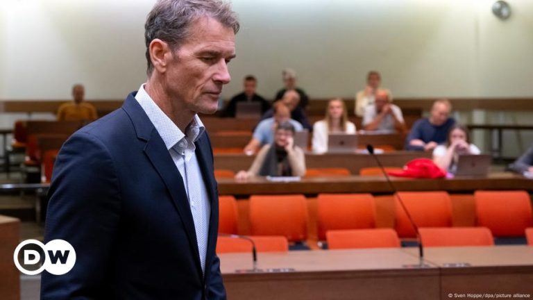 Former Germany keeper Lehmann fined over chainsaw incident – DW – 09/27/2024