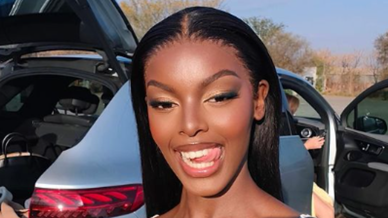 Chidimma Adetshina: Miss South Africa finalist wins Miss Nigeria after citizenship row | World News