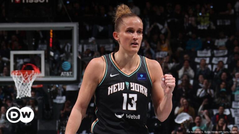 Germany’s Leonie Fiebich going for WNBA title – DW – 10/15/2024