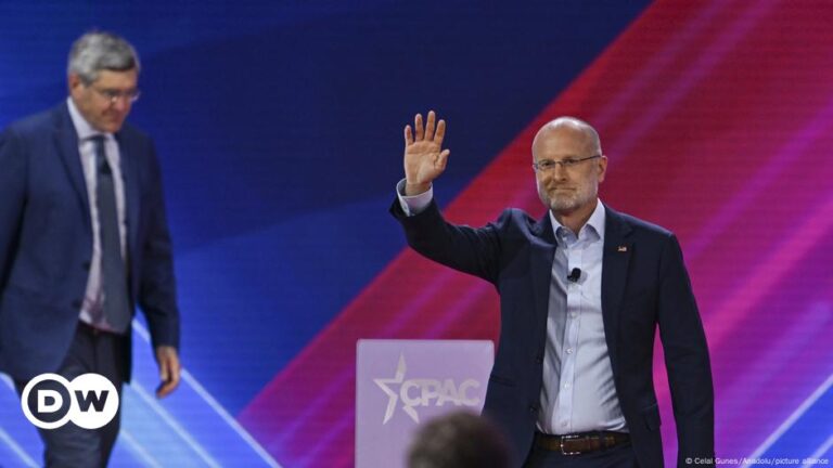 Donald Trump nominates Brendan Carr as media chief – DW – 11/18/2024