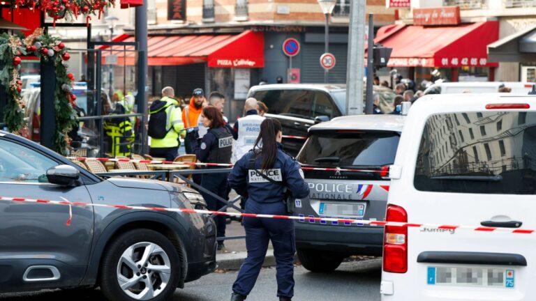 Knifeman takes 4 hostages in Paris pizzeria & phones his MUM begging ‘I need cocaine’ before surrendering to armed cops