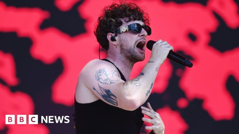 ‘Coventry fans can help me get Christmas number one’