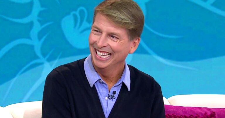 Jack McBrayer on ‘You’re Cordially Invited,’ odd jobs before acting
