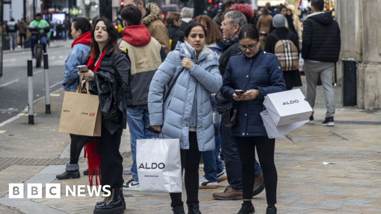 Pound falls further as borrowing costs soar