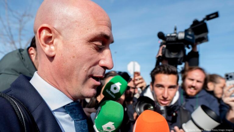 Ex-Spain FA boss Rubiales awaits verdict in Hermoso trial – DW – 02/14/2025