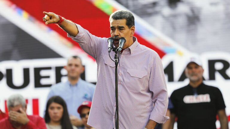 Oil prices jump in response to Trump’s Venezuela tariff threats