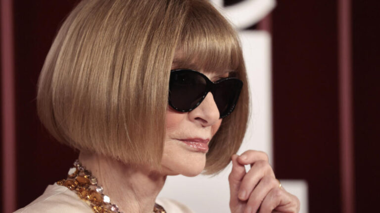 Anna Wintour bows out as US Vogue editor-in-chief after nearly 40 years