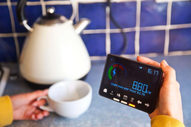 Households urged to send in meter readings ahead of latest energy price rise