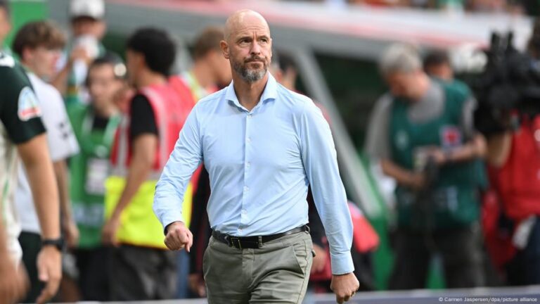 Leverkusen sack coach ten Hag after two games – DW – 09/01/2025