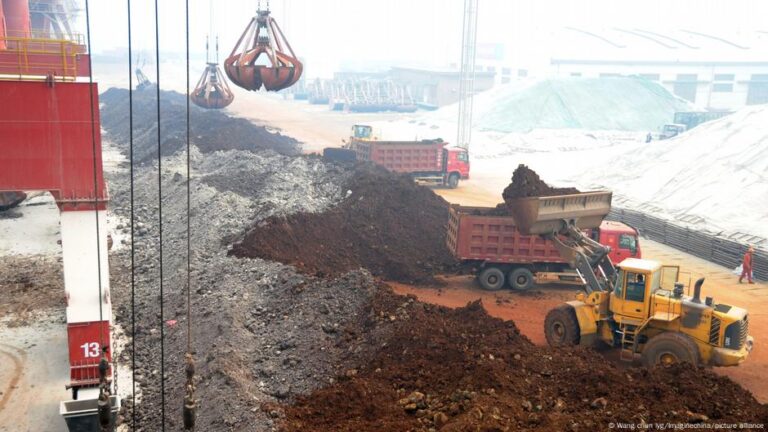 Can the West break China’s grip on rare earths? – DW – 10/25/2025