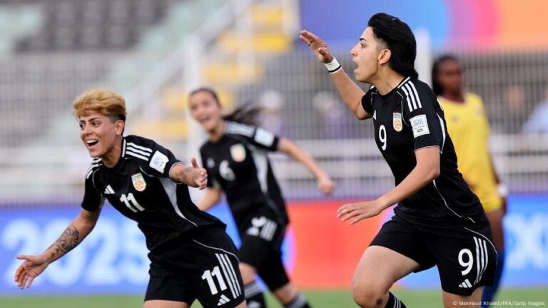 Afghan women make statement on international stage – DW – 10/27/2025