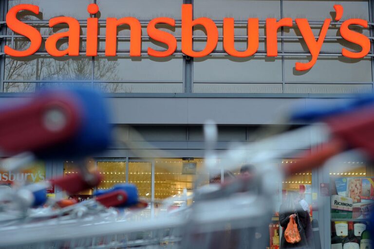 Major retailer plans to hire almost 20,000 extra staff to cope with Christmas rush