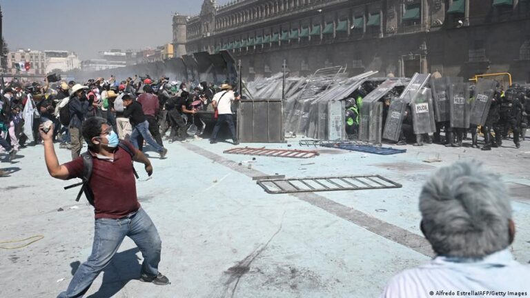 ‘Gen Z’ protests spread following mayor’s murder – DW – 11/16/2025