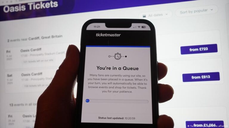 UK plans ban on ticket resale touts in bot-buying era – DW – 11/18/2025