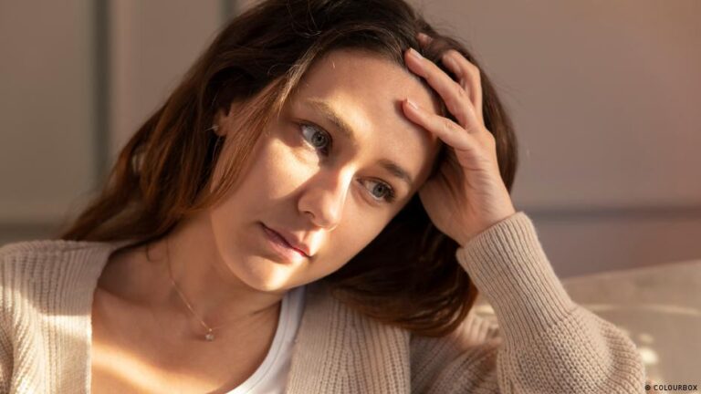 For a healthy break, don’t check your ex’s social media