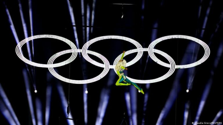 Winter Olympics closing ceremony draws curtain on Games