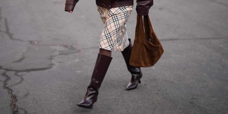 Midi skirts and boots are the perfect combination for spring