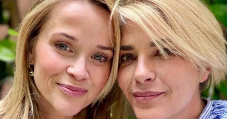 Reese Witherspoon and Selma Blair Reunite: See the Photo