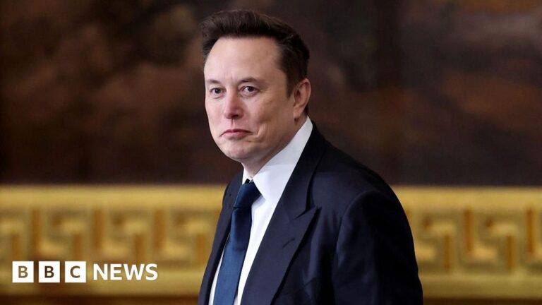 Elon Musk’s SpaceX raises $75bn ahead of record stock market debut