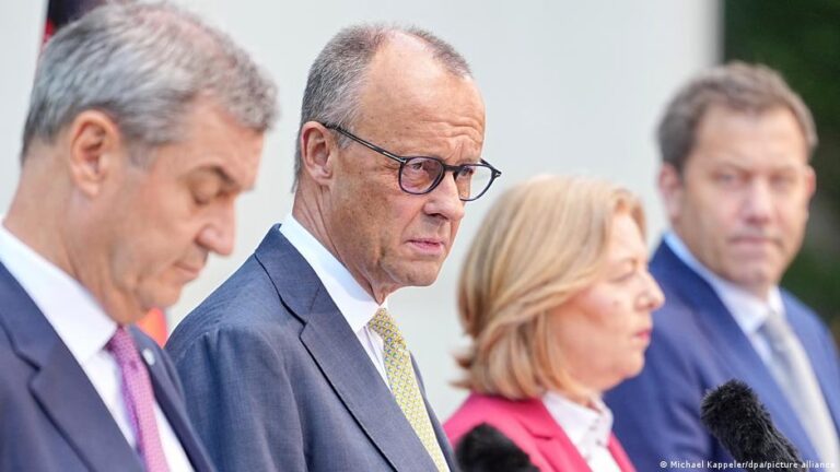 Coalition agrees package to boost growth