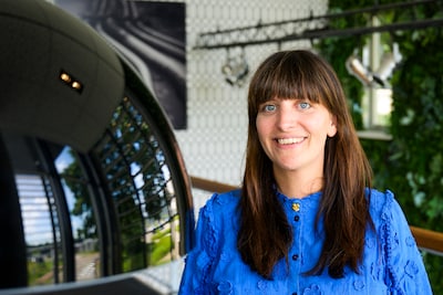 Kan AI helpen om afscheid te nemen van een overledene? Rouwprofessor Lonneke zoekt dat uit
