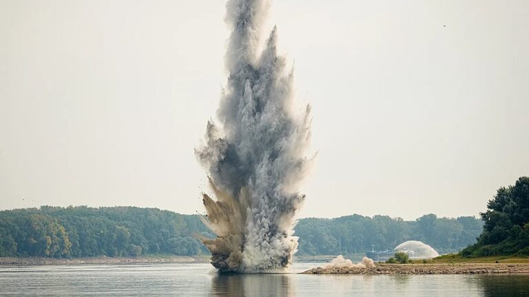 Record low Danube levels prompt central European governments to take emergency action