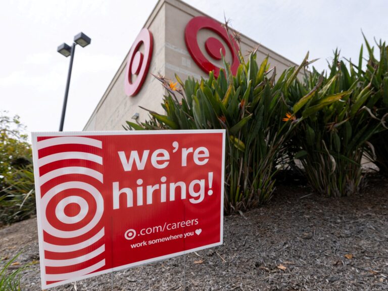 US adds 162,000 jobs in August, raising Fed rate hike expectations | Business and Economy News